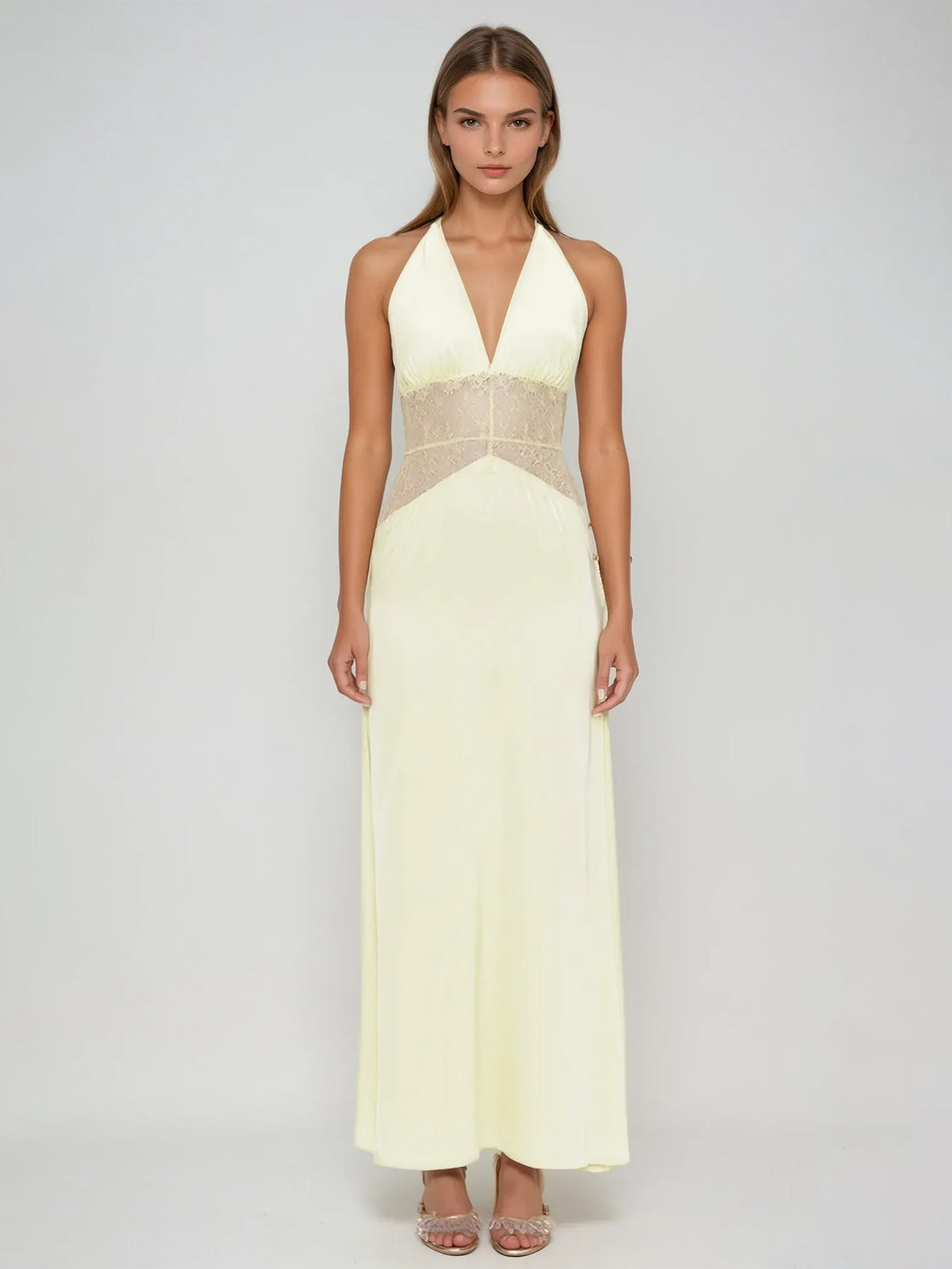 Vestido Largo Satinado con Cuello Halter