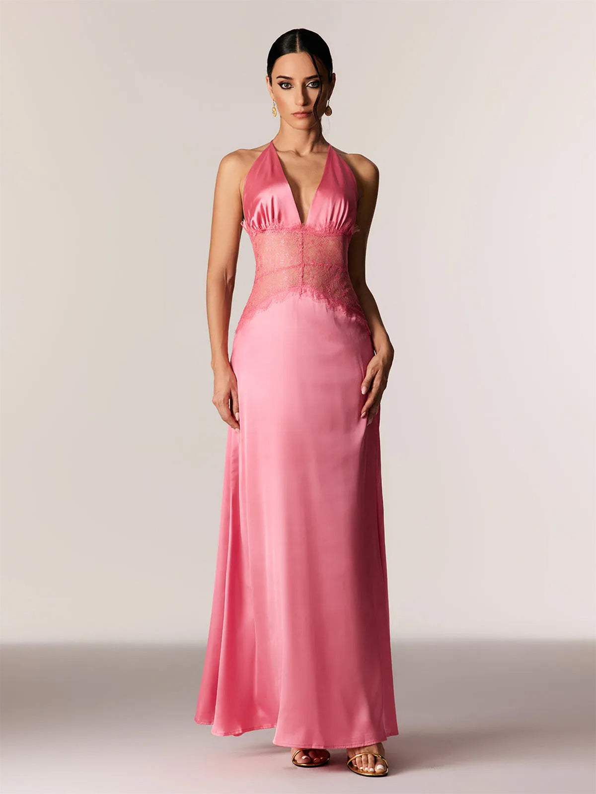 Vestido Largo Satinado con Cuello Halter